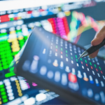 Oil traders reacting to Trump Iran talks news in global market