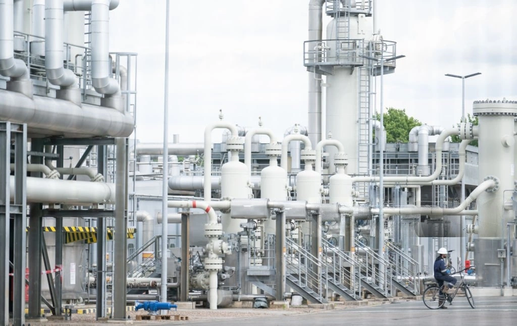 Trump administration easing Russian oil sanctions to stabilize global energy market