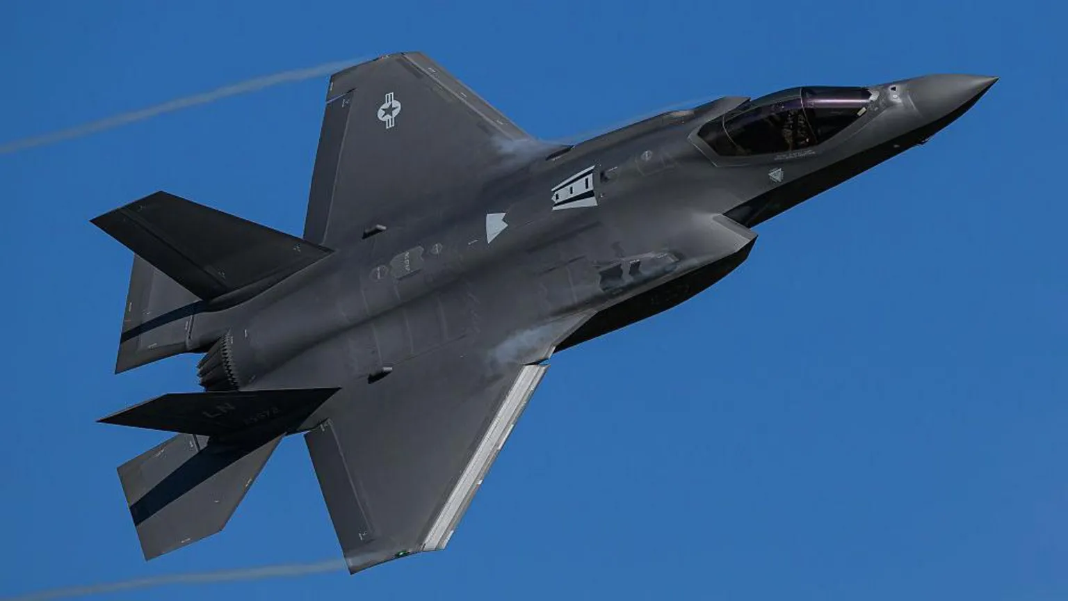 US military aircraft involved in strikes on Iranian missile targets in the Middle East